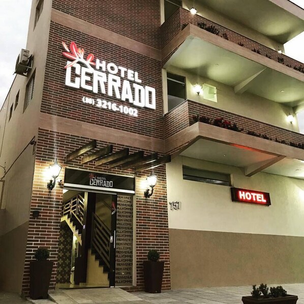 Book Hotel Cerrado in Montes Claros