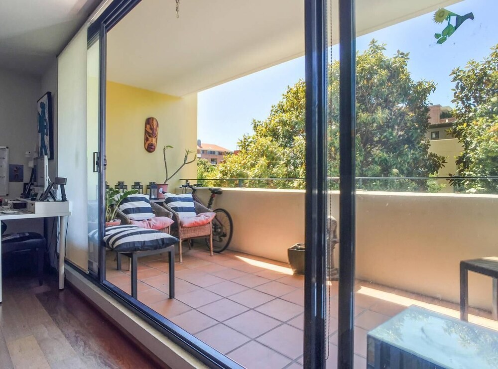 Private Room in Garden Oasis Close to City