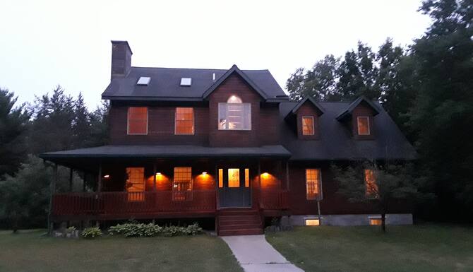 Perfect Escape Up To Northern Mi With Plenty Of Room For Family And Friends 2020 Room Prices Deals Reviews Expedia