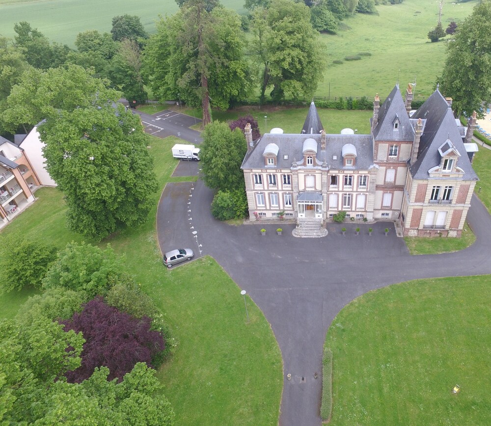 The apartment of the Château de Prêtreville Deals & Reviews