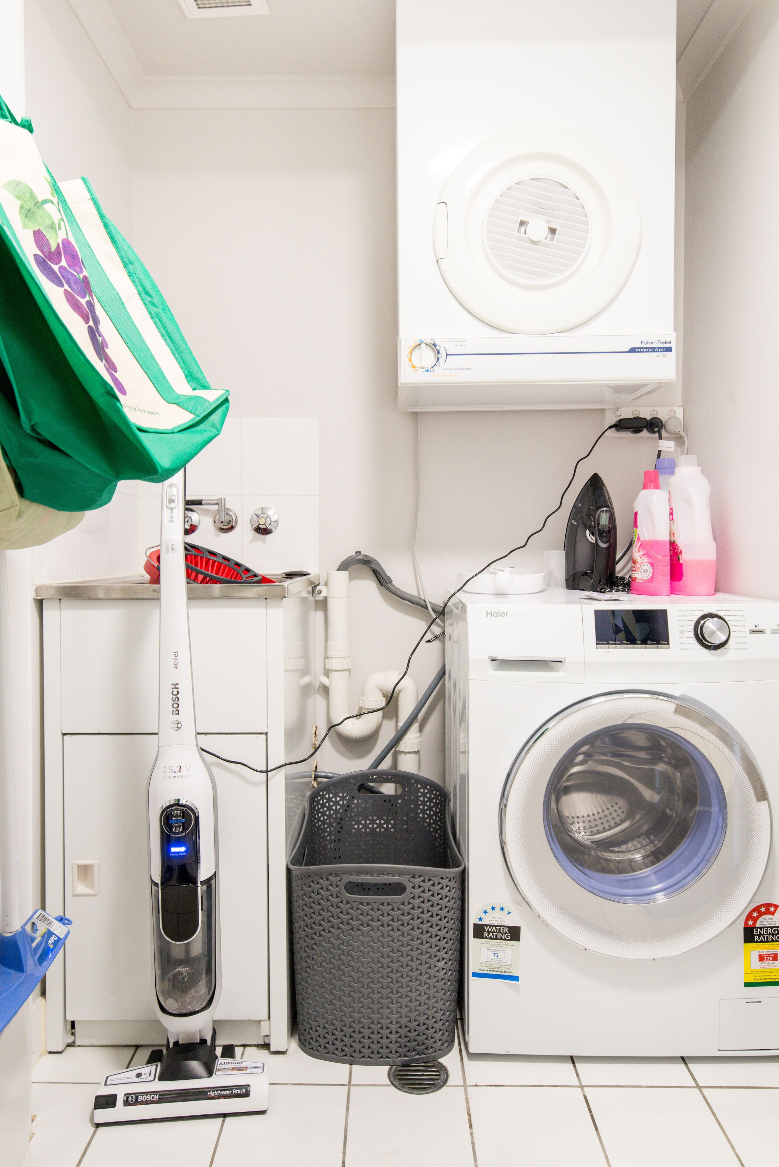 Spectacular Riverside Apartment ~ Brisbane Cbd!