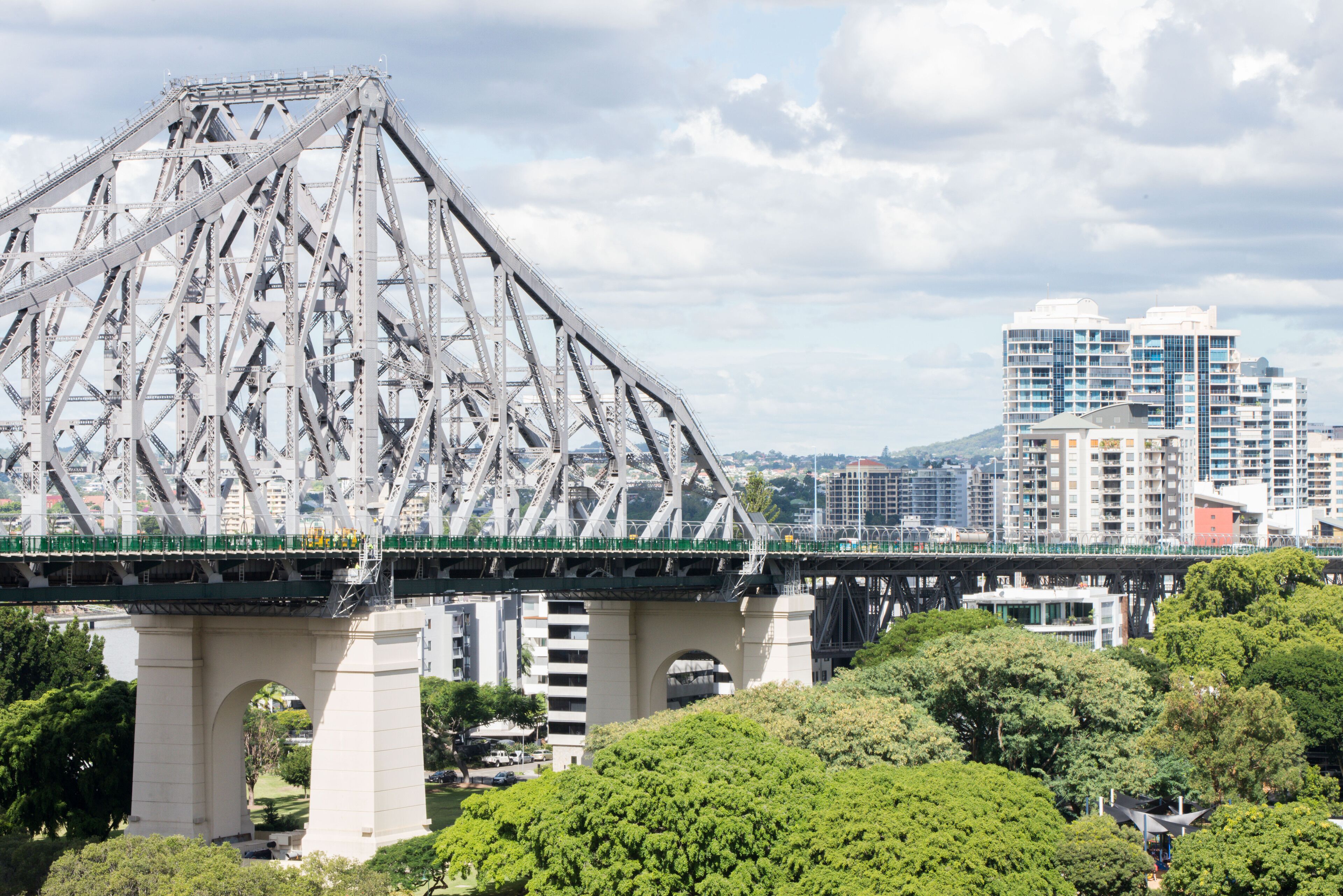 Spectacular Riverside Apartment ~ Brisbane Cbd!