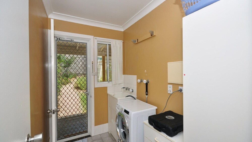 Paradise 54 Eastslopes Way North Arm Cove Stayz