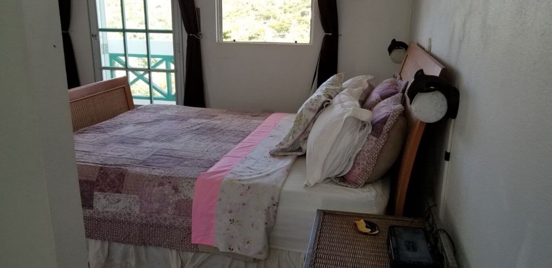 Enchanted Bed & Continental Breakfast / Suite #6 in Vieques, Puerto Rico