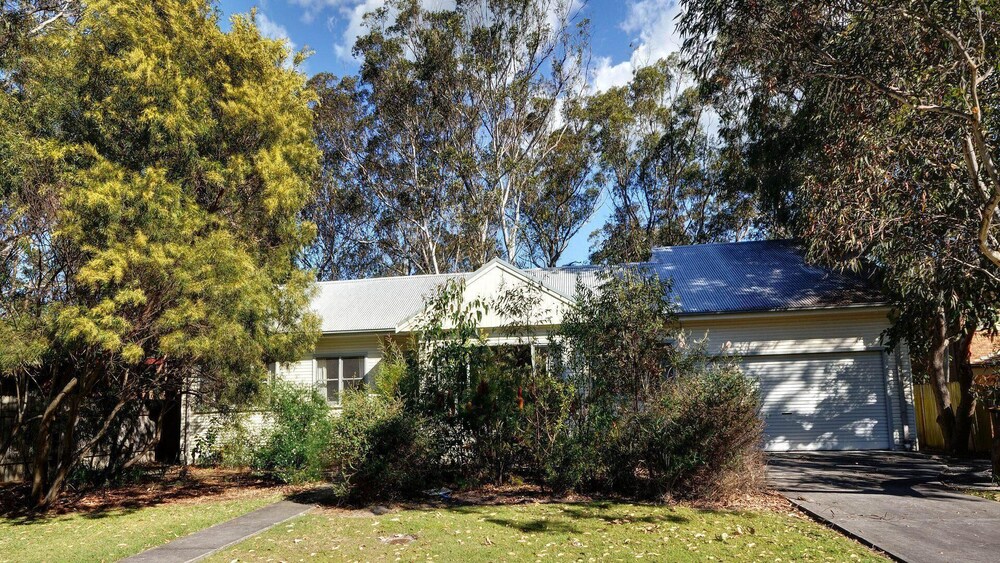 Summer Cottage Bowral Street Hawks Nest Vrbo