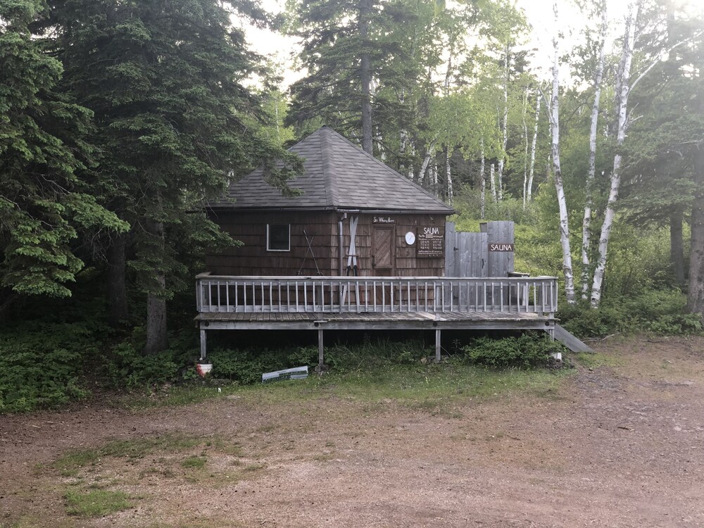 Relaxing Getaway Right Next To Gooseberry State Park In Two