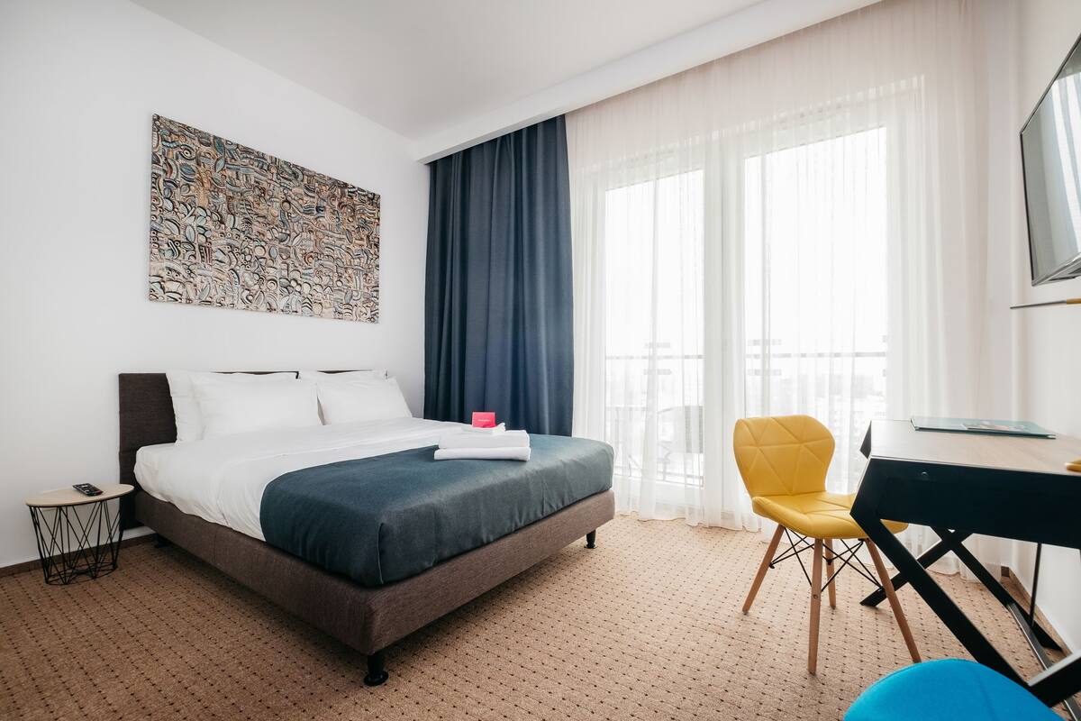 Varsovia Comfort With Parking Warsaw Pol Expedia Co Nz
