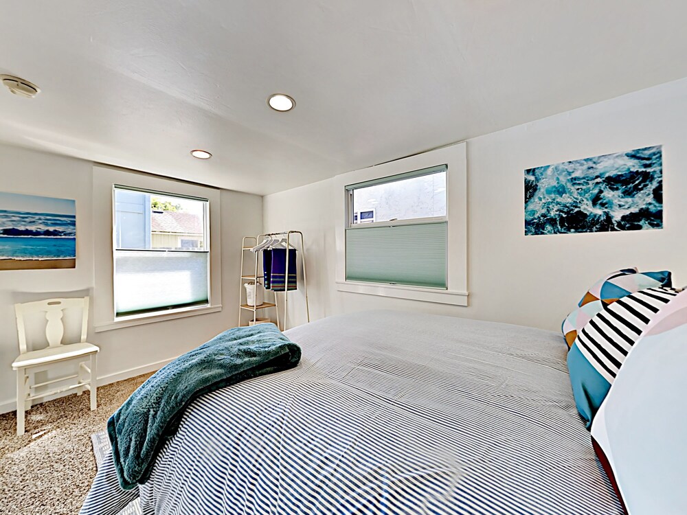 New Listing Adorable Beach W Patio 2 Bedroom Cottage Santa Cruz Usa Best Price Guarantee Lastminute Co Nz