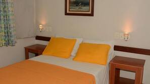 Frigobar, cofres nos quartos, Wi-Fi de cortesia, roupa de cama