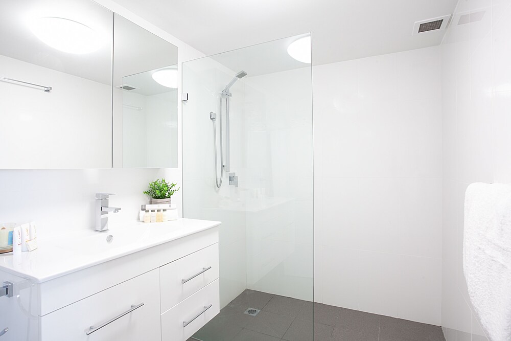 Urban Rest - The Clarence 2 Bed