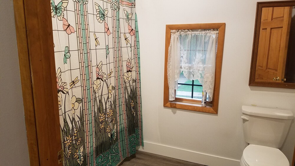 Unique stay! Renovated historic church. Durand Vrbo