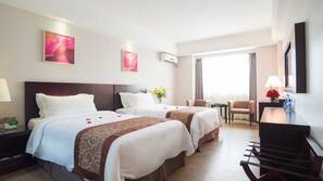 In-room safe, blackout drapes, free WiFi, linens
