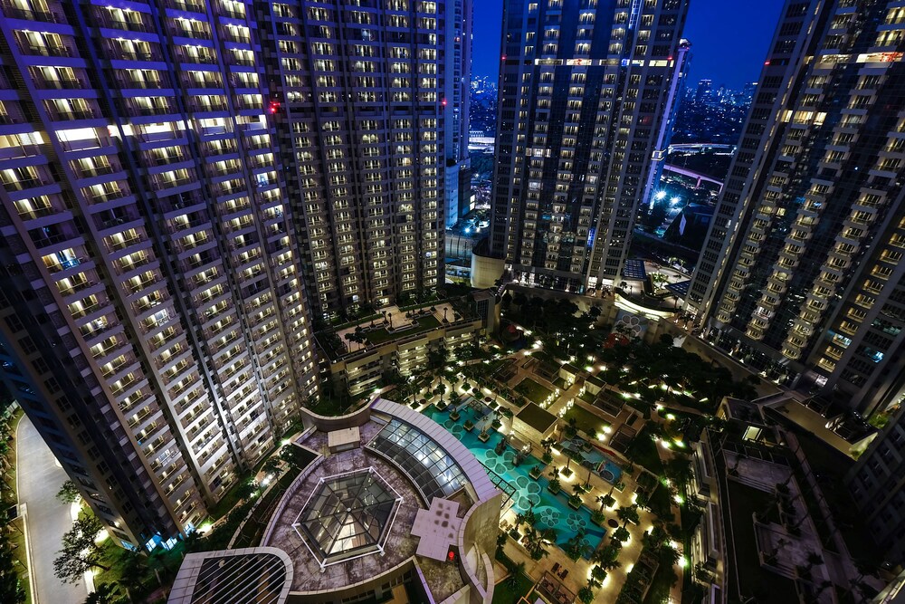 Luxurious Studio Taman Anggrek Residence Apartment In