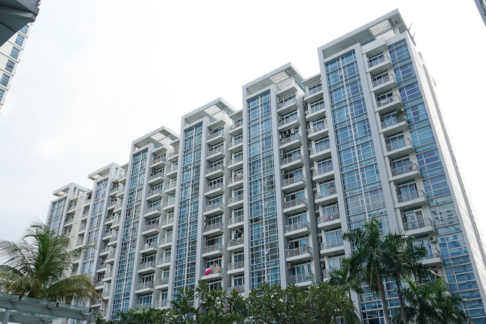 Spacious 2br Cbd Pluit Apartment Near Emporium Pluit Mall In