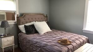 3 bedrooms, WiFi, linens