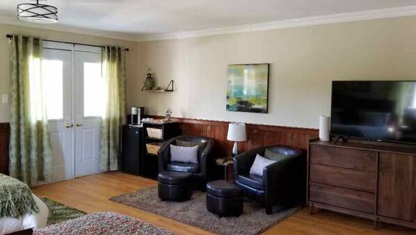 1 bedroom, Internet, linens