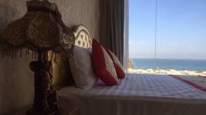 Minibar, in-room safe, individually furnished, desk