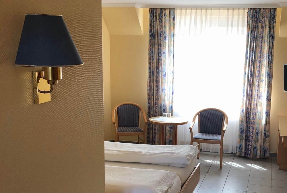 Haus Schonewald Dormagen Deu Aarp Travel Center