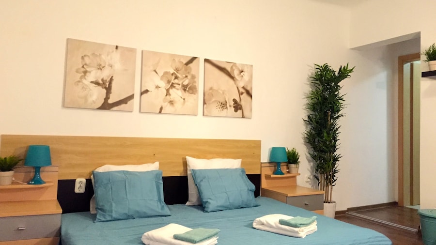 Budget Apartment by Hi5 - Károly 16.