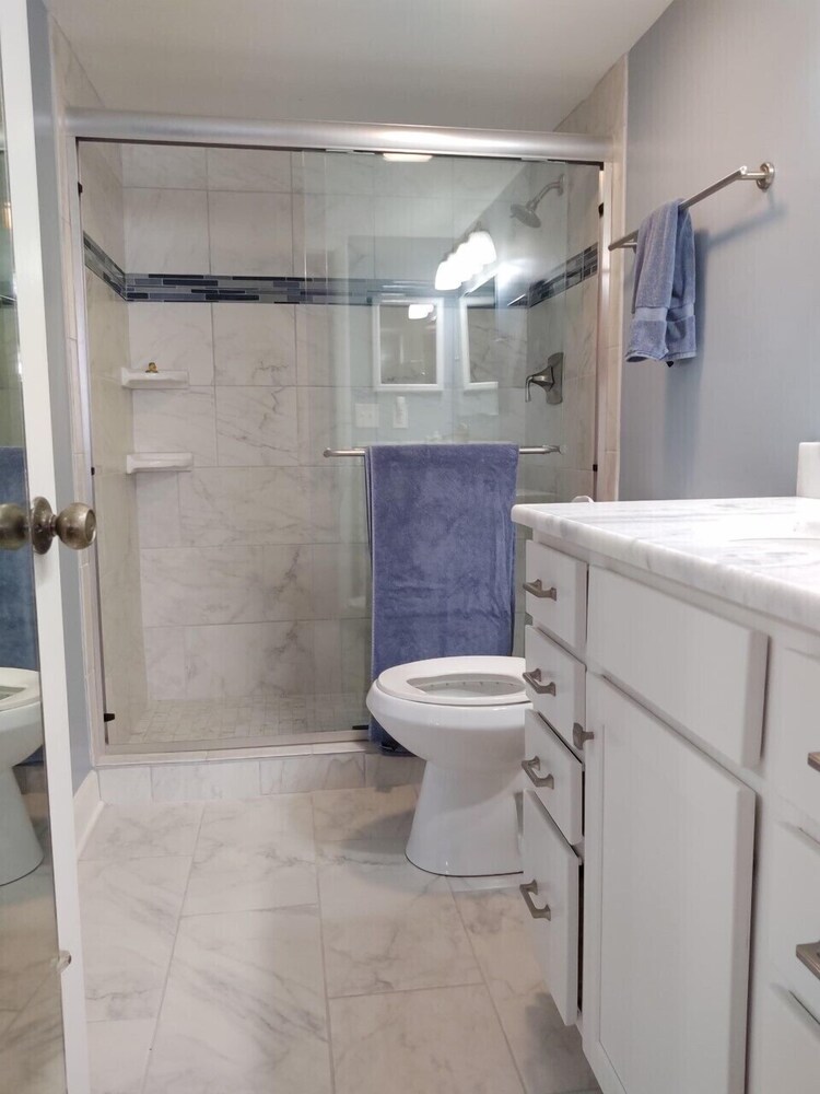 Ocean View Condo in the Dunes and Golden Mile area.