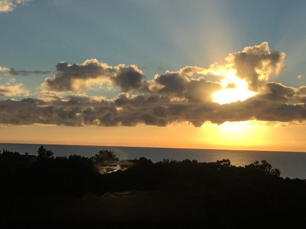 Ocean View Condo in the Dunes and Golden Mile area.
