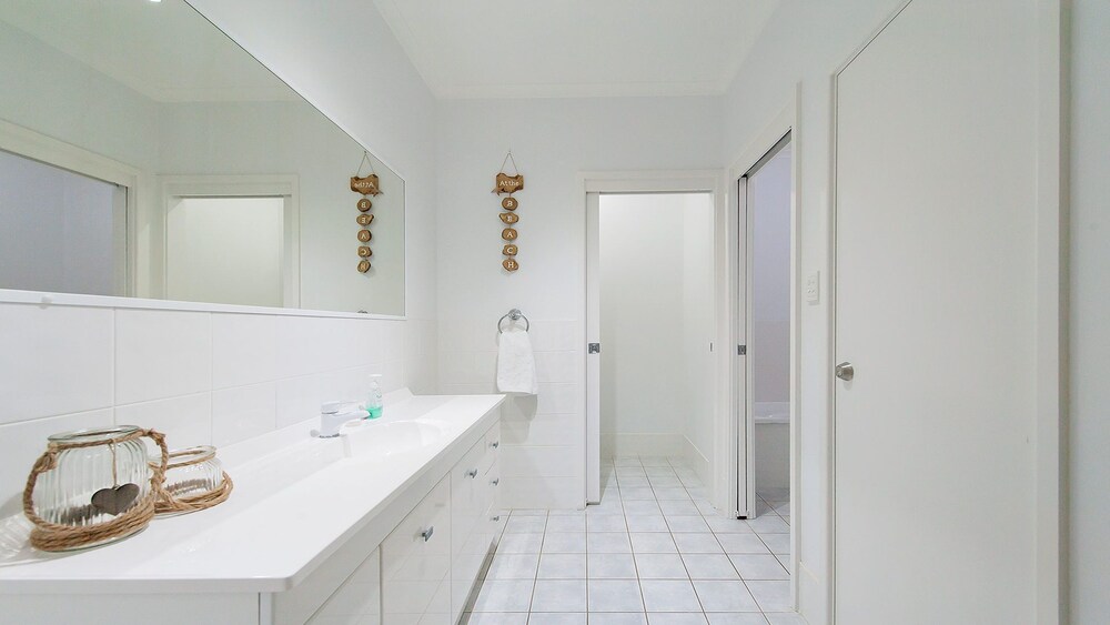 Dutchies Sand & Sea Beach House