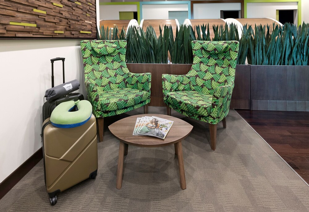 Sleep 'n fly Sleep Lounge, AGates Terminal 3 TRANSIT ONLY AU141