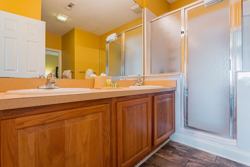 Harbor Lights ™ - Myrtle Beach - Two Bedroom Villa 