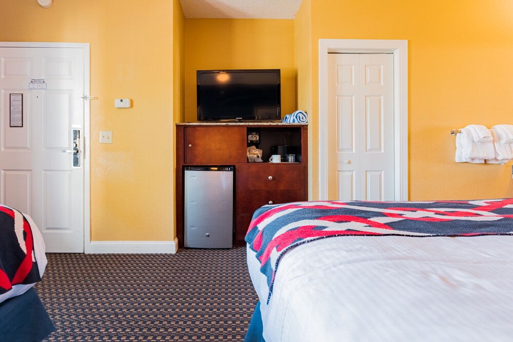 Harbor Lights ™ - Myrtle Beach - Two Bedroom Villa 