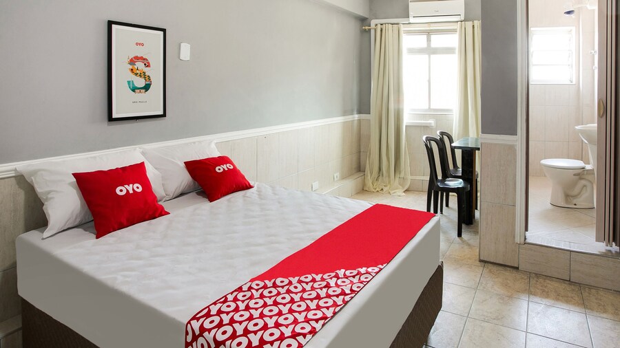 OYO Hotel Boneville, São Paulo