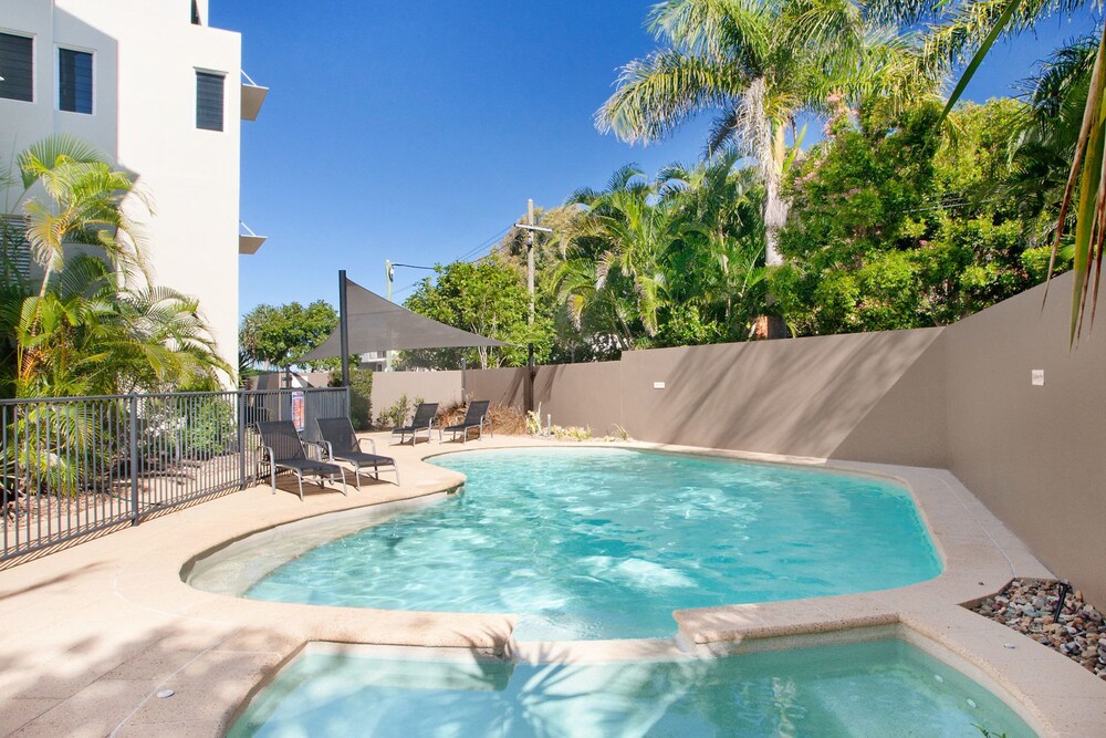 10 Park - Blue Ocean Views - the Beautiful Beaches and Surfing at Your Fingertips