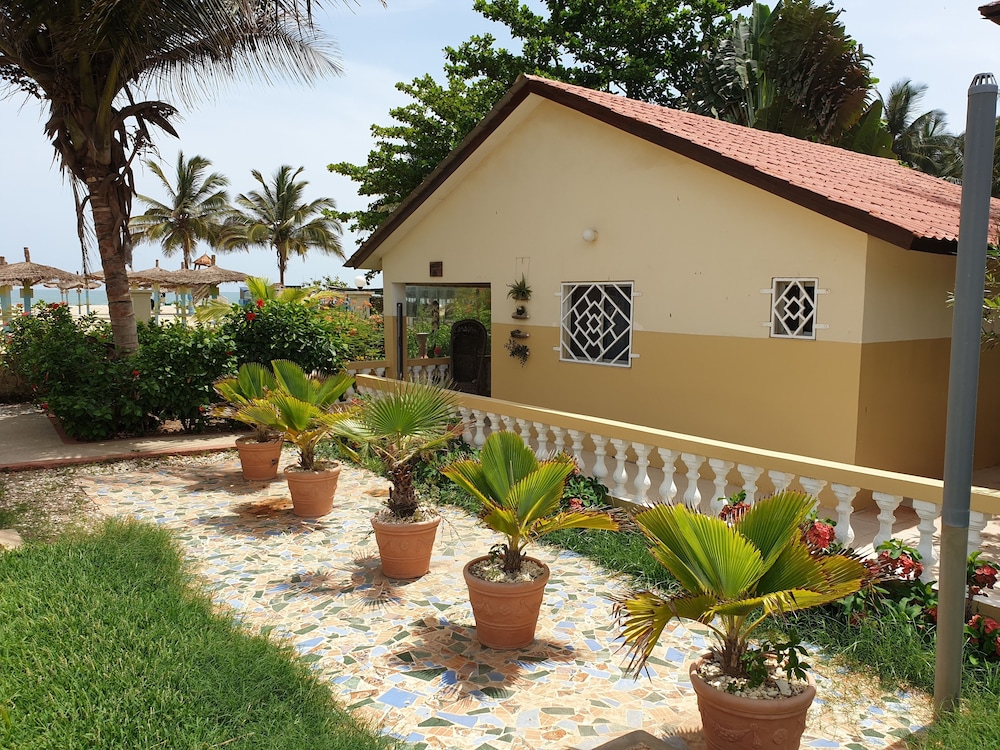 Kunta Kinteh Beach Complex: Deals & Reviews (Serrekunda, GMB) | Wotif