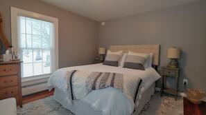 Down comforters, free WiFi, linens