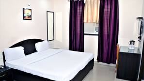 Rollaway beds, free WiFi