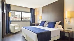 Down comforters, minibar, in-room safe, desk