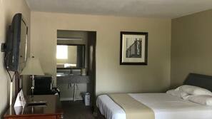 Desk, free WiFi, linens