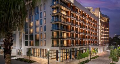 The Ben West Palm, Autograph Collection