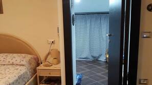Con arredamento individuale, ferro/asse da stiro, Wi-Fi gratuito