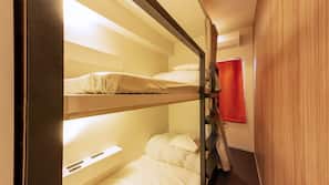 Free WiFi, linens