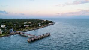 Beach nearby, white sand, free beach shuttle, sun loungers