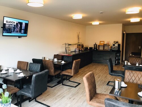 Hennef Vacations Package Save Up To 583 Expedia