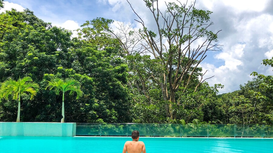 Summit Rainforest & Golf Resort