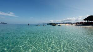 Privatstrand, Massagen am Strand, Kajakfahren