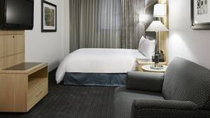 1 bedroom, premium bedding, in-room safe, desk