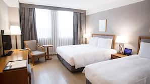 Premium bedding, pillow top beds, minibar, in-room safe