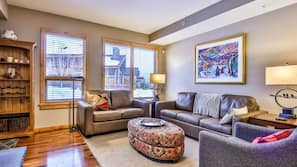 Fireplace, heated floors