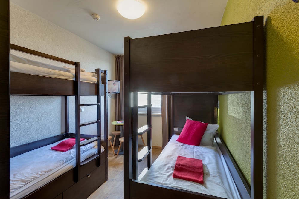 Foto - MEININGER Hotel Berlin Hauptbahnhof