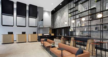 Travelodge Hotel Melbourne Docklands