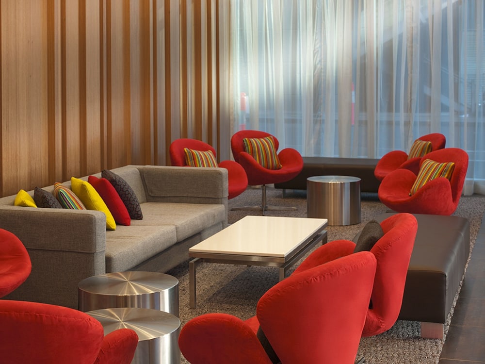 Travelodge Hotel Melbourne Docklands