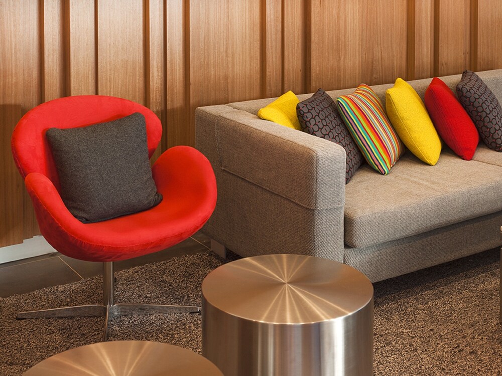 Travelodge Hotel Melbourne Docklands